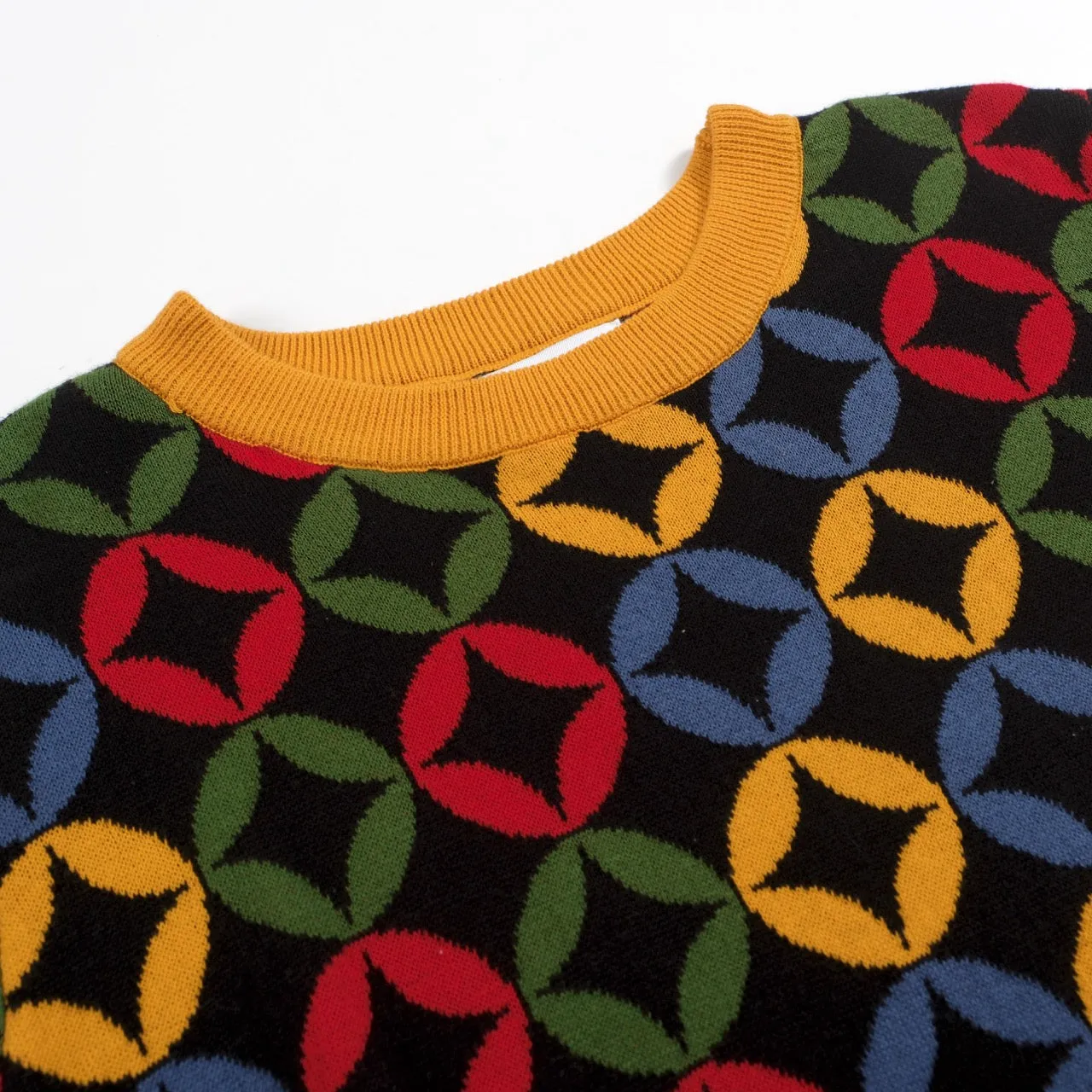 Women's Colorful Knitted T-shirt With Geometry